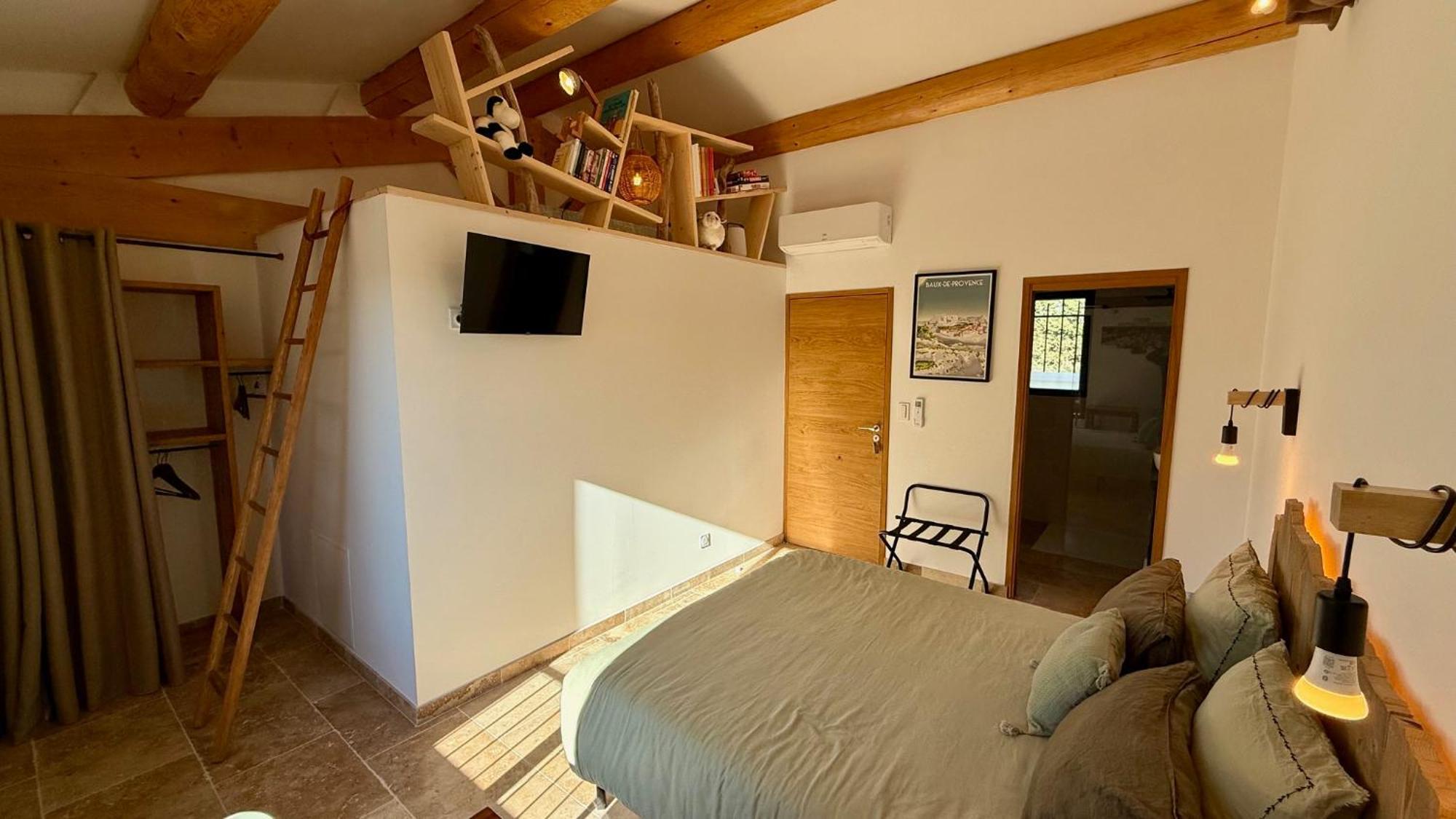 Mas Campau Bed & Breakfast Fontvieille Exterior photo