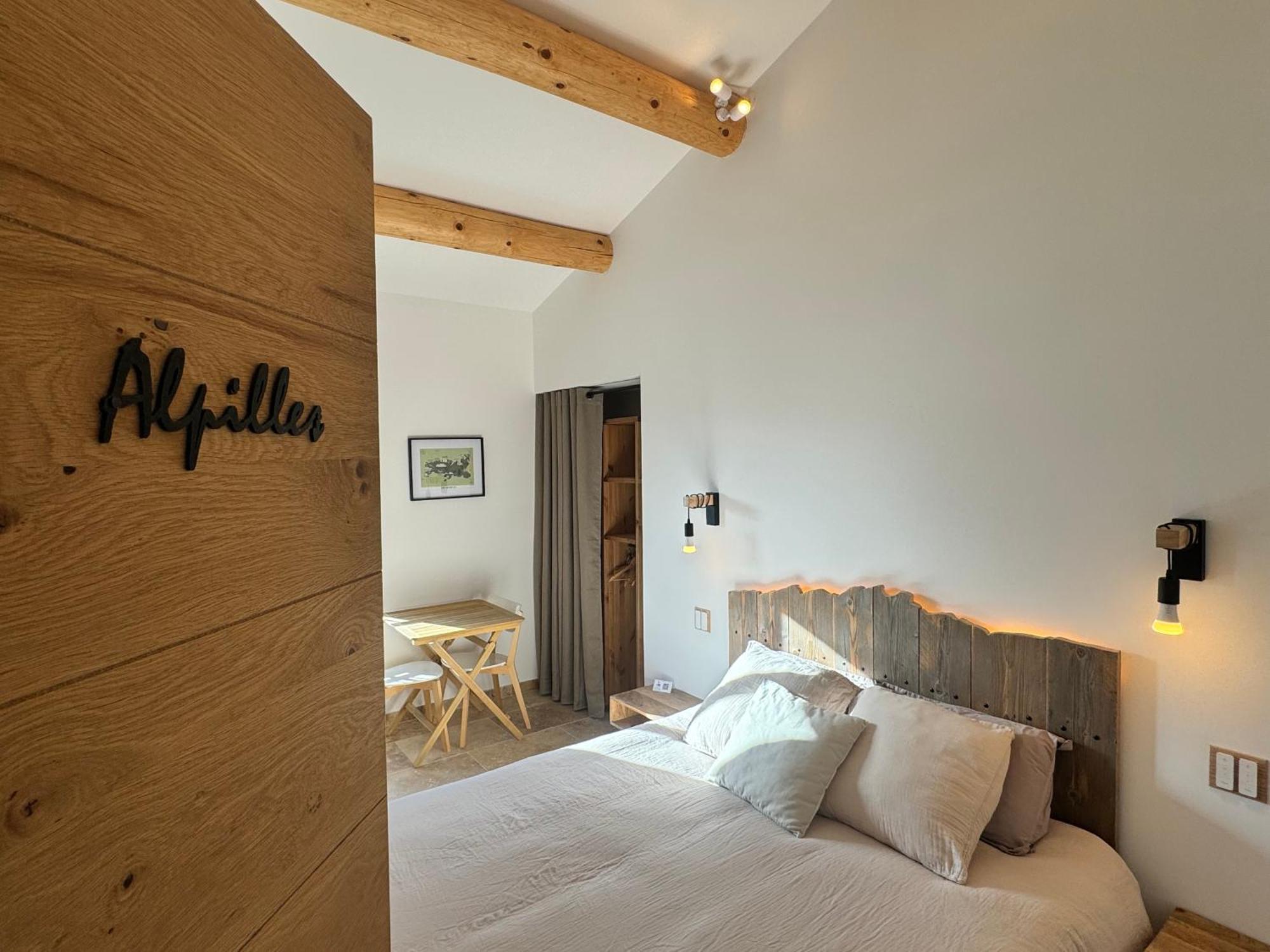 Mas Campau Bed & Breakfast Fontvieille Exterior photo