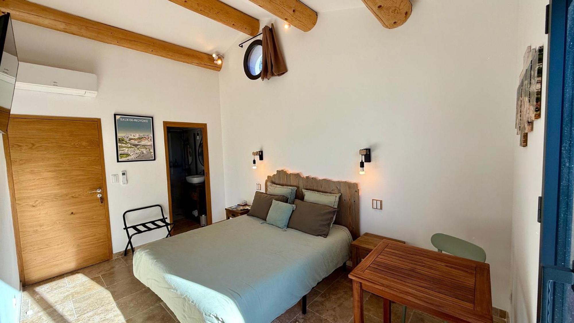 Mas Campau Bed & Breakfast Fontvieille Room photo