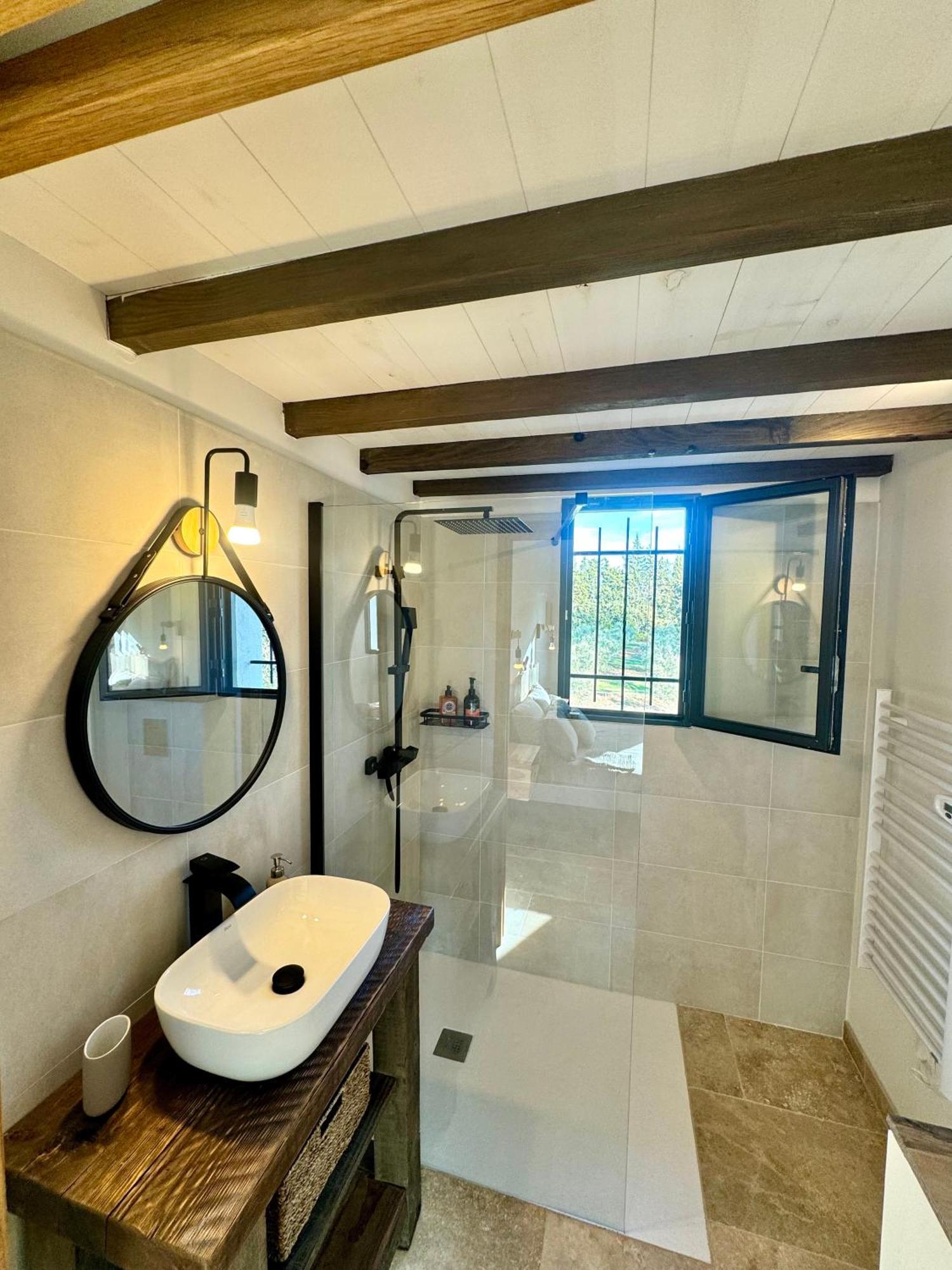Mas Campau Bed & Breakfast Fontvieille Exterior photo